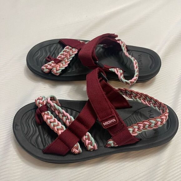 Megnya Sandals Woven Straps Open Toe Pull On Shoes Comfort Womens Size 38 US 8 - Picture 6 of 9